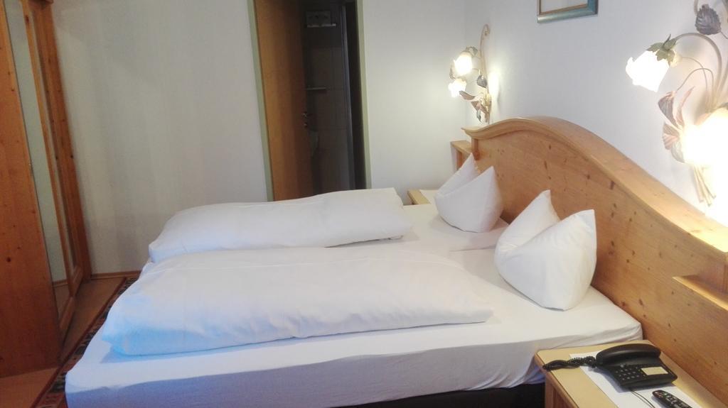 Gasthof Zellerstuben Zell am Ziller Ngoại thất bức ảnh